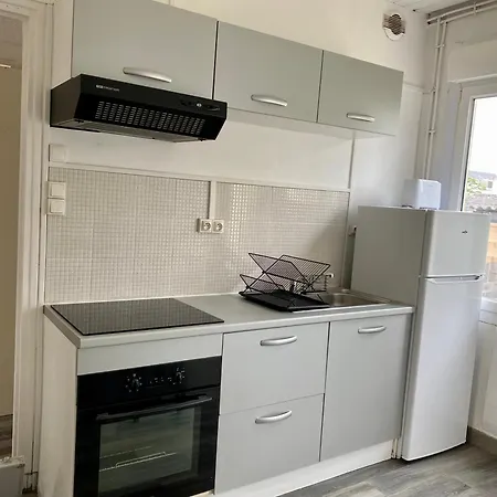 Les Passe-pierres Apartment